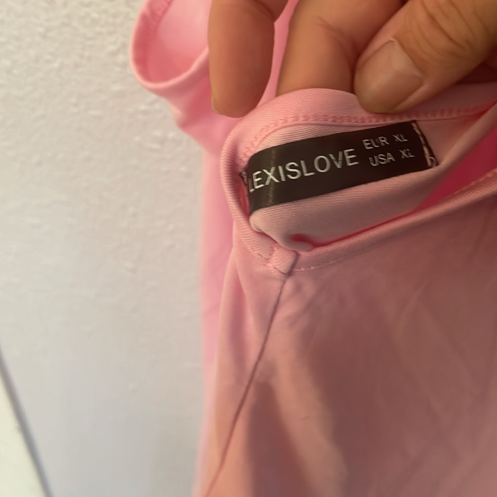 Pink Top - Picture 5 of 6